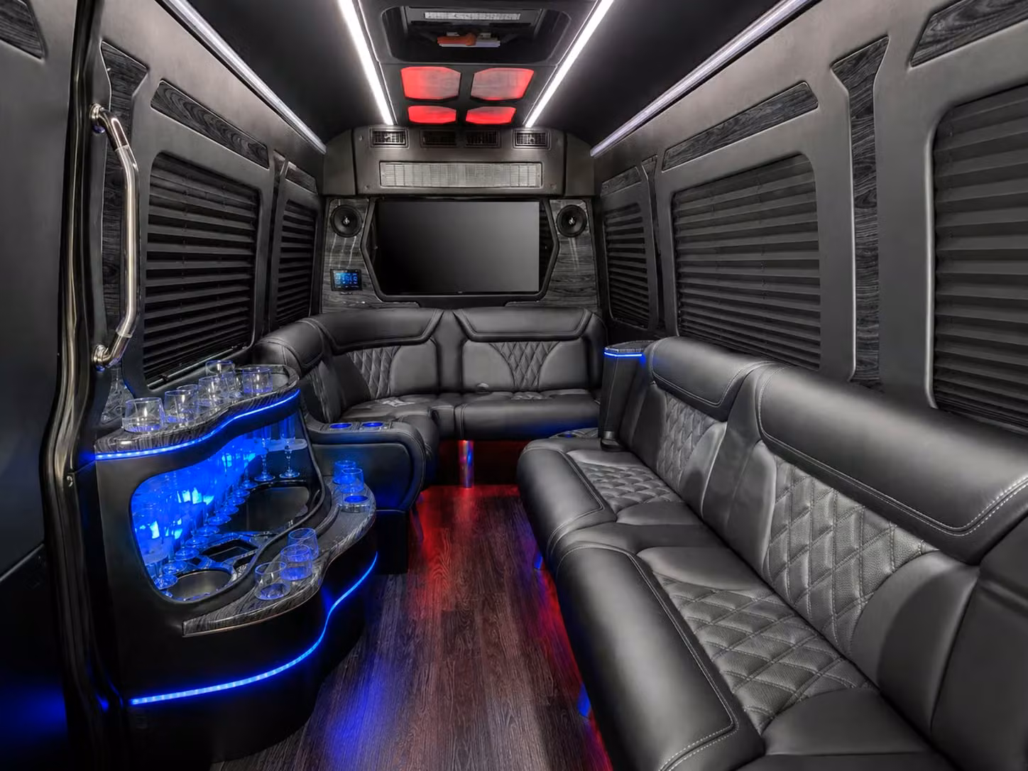 bus rental options for albany trips